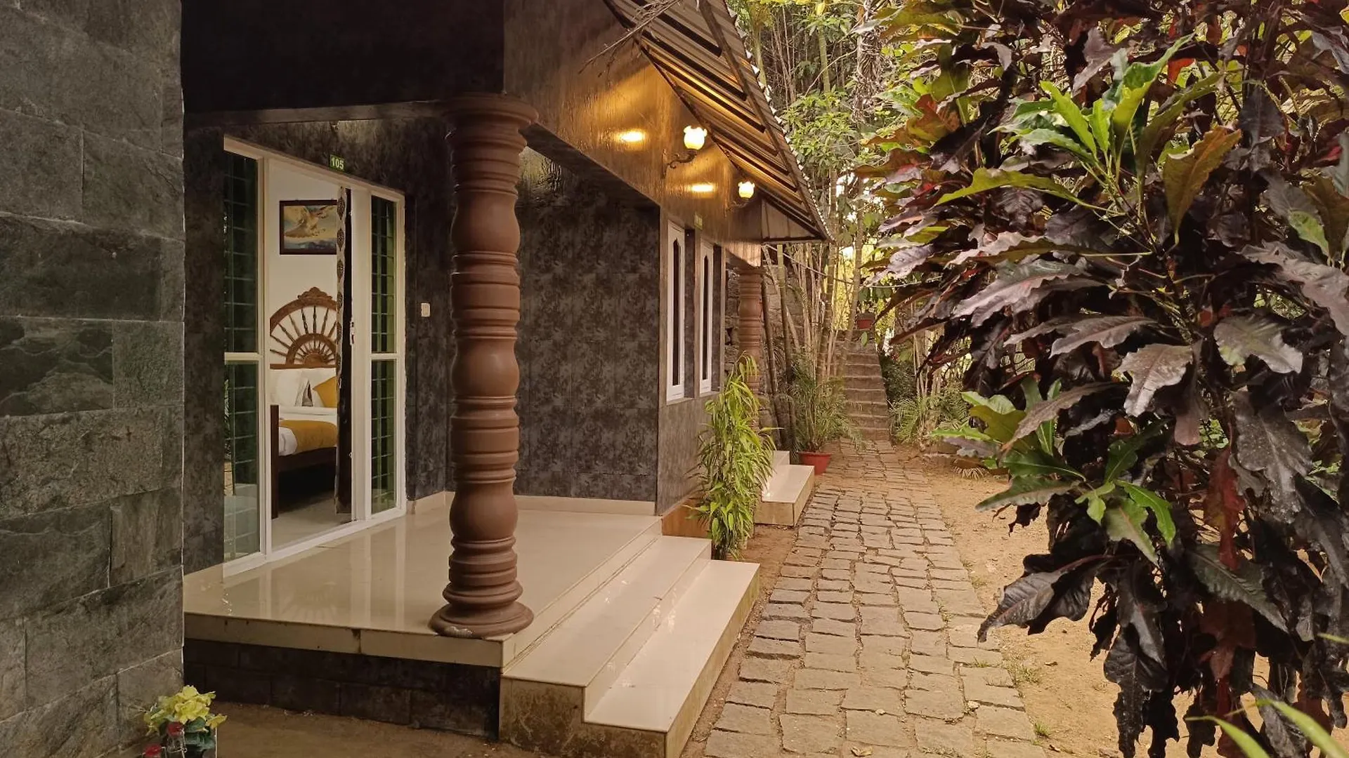 **** Resort Hotel Spring Muunnar, Munnar India
