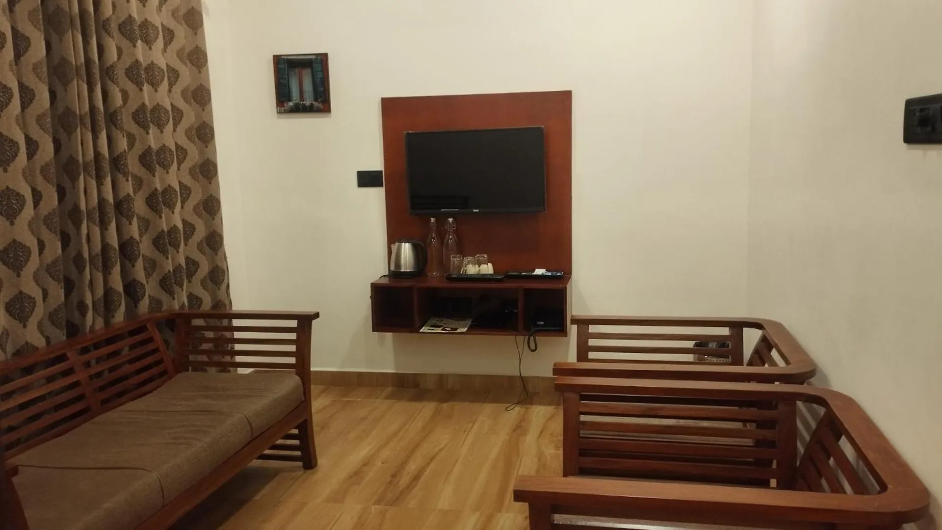 Hotel Spring Muunnar, Munnar