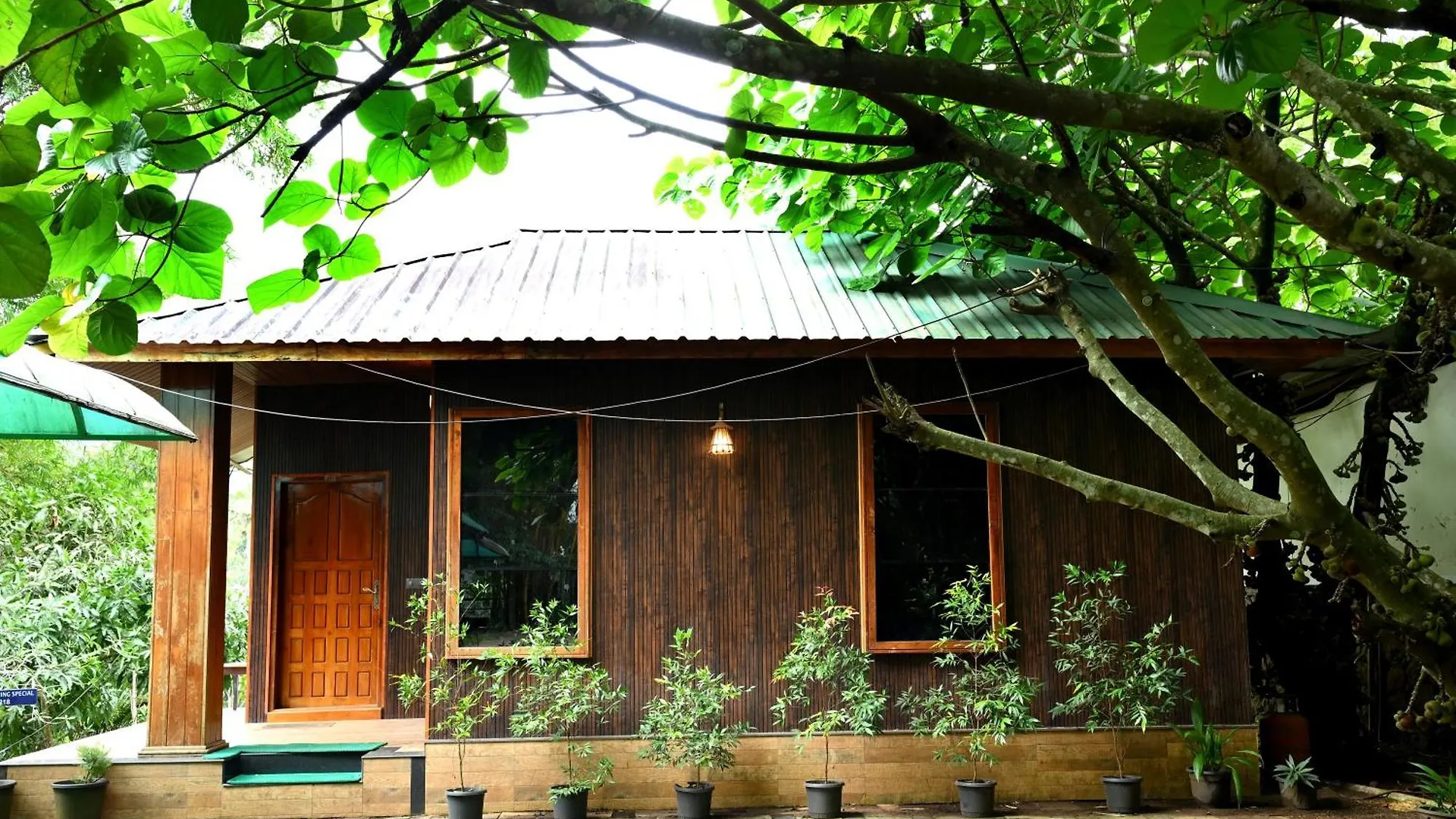 **** Resort Hotel Spring Muunnar, Munnar India