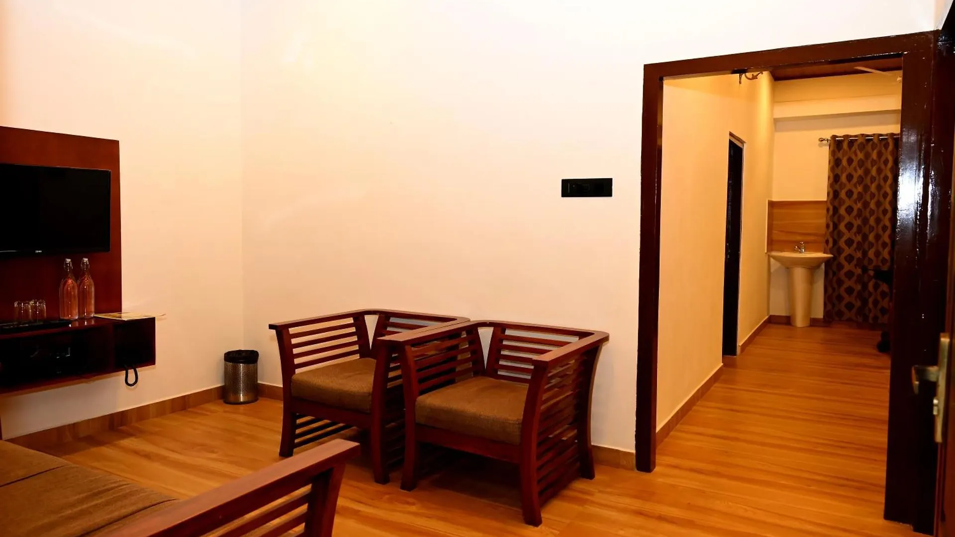 Hotel Spring Muunnar, Munnar 4*,  India